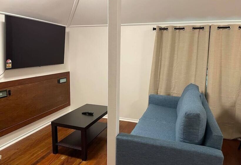 Курорт Ferntree Rainforest