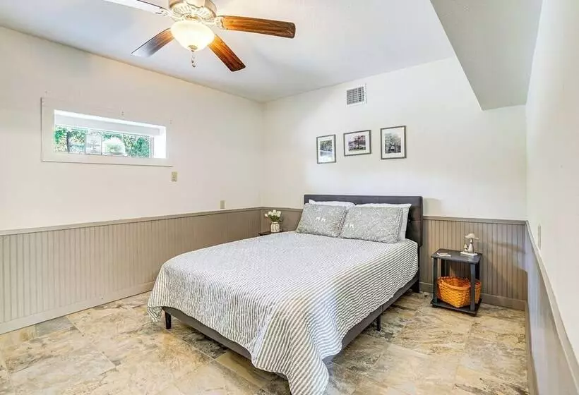 Riverfront Home W/ Boat Launch In Jefferson