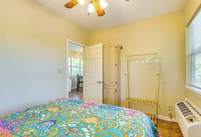 Riverfront Home W/ Boat Launch In Jefferson