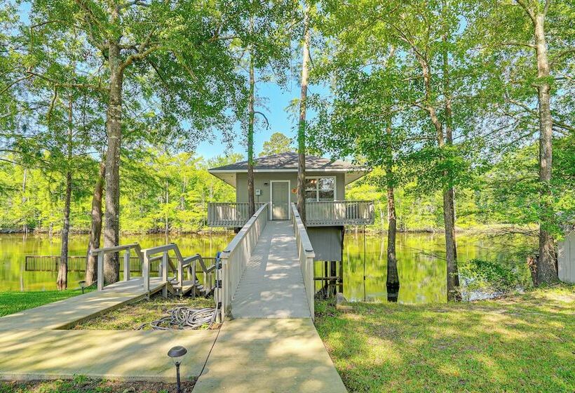 Riverfront Home W/ Boat Launch In Jefferson