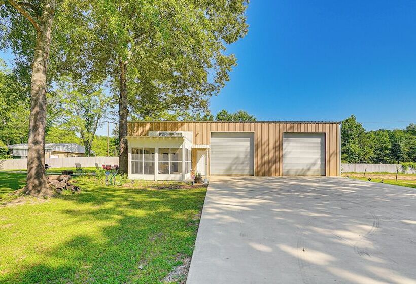 Riverfront Home W/ Boat Launch In Jefferson