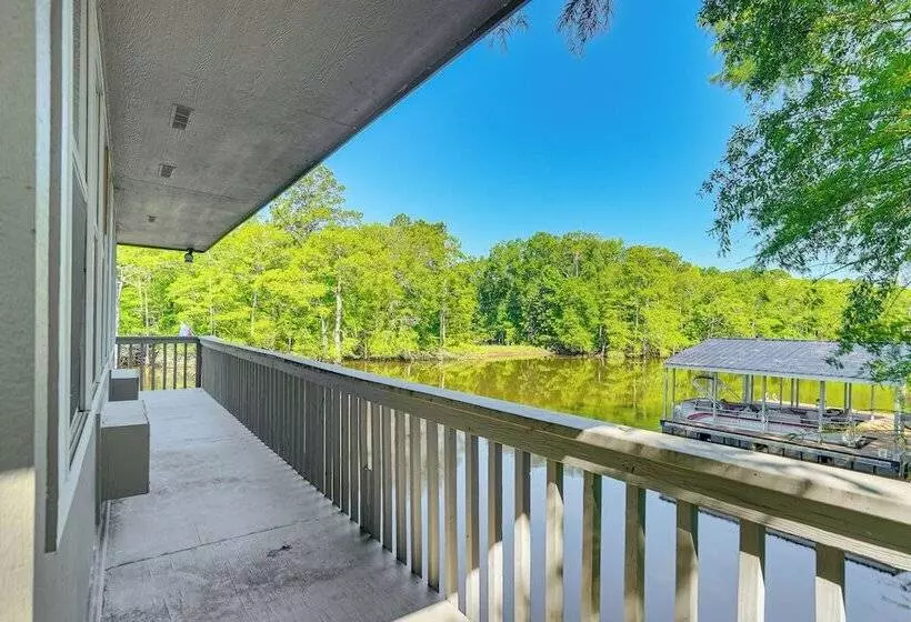 Riverfront Home W/ Boat Launch In Jefferson