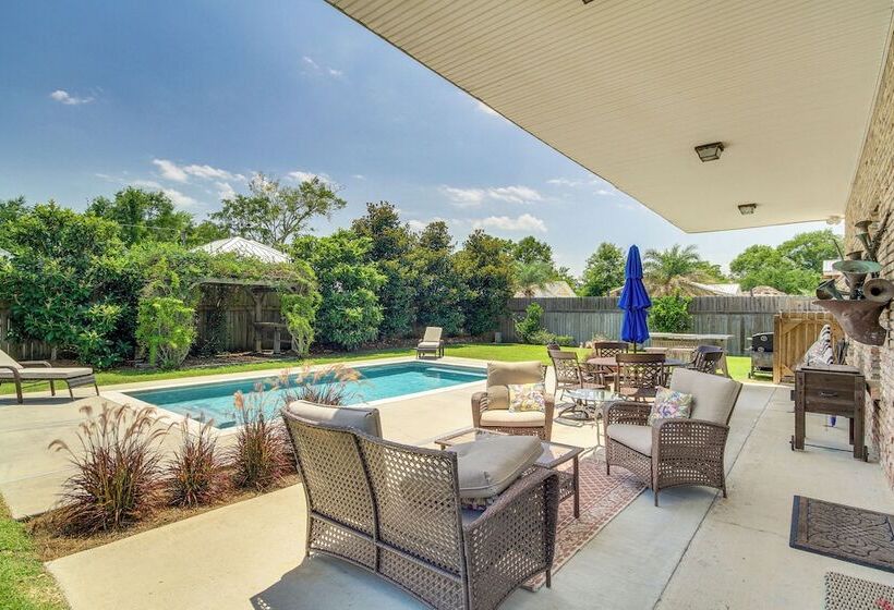 Spacious Bay St Louis Home 1/2 Mi To Old Town!