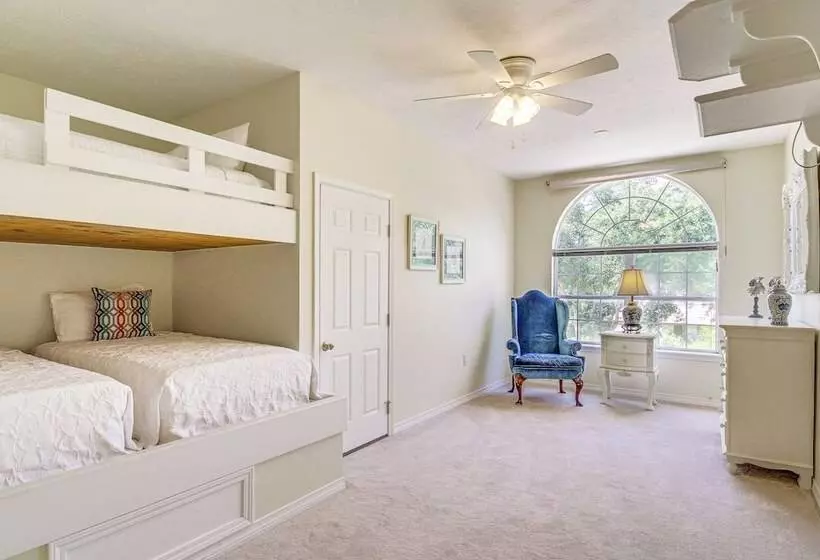 Spacious Bay St Louis Home   1/2 Mi To Old Town!