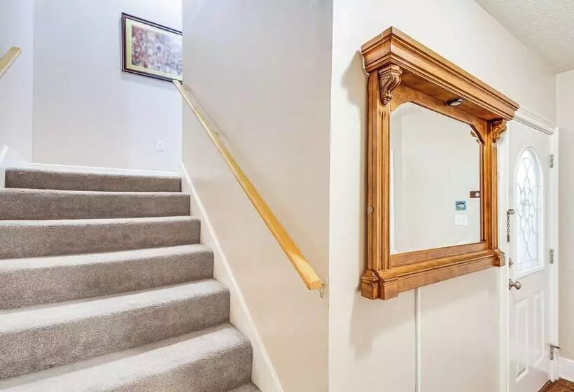 Spacious Bay St Louis Home   1/2 Mi To Old Town!