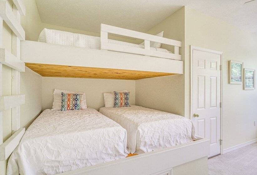 Spacious Bay St Louis Home 1/2 Mi To Old Town!