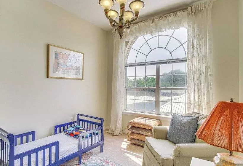 Spacious Bay St Louis Home   1/2 Mi To Old Town!