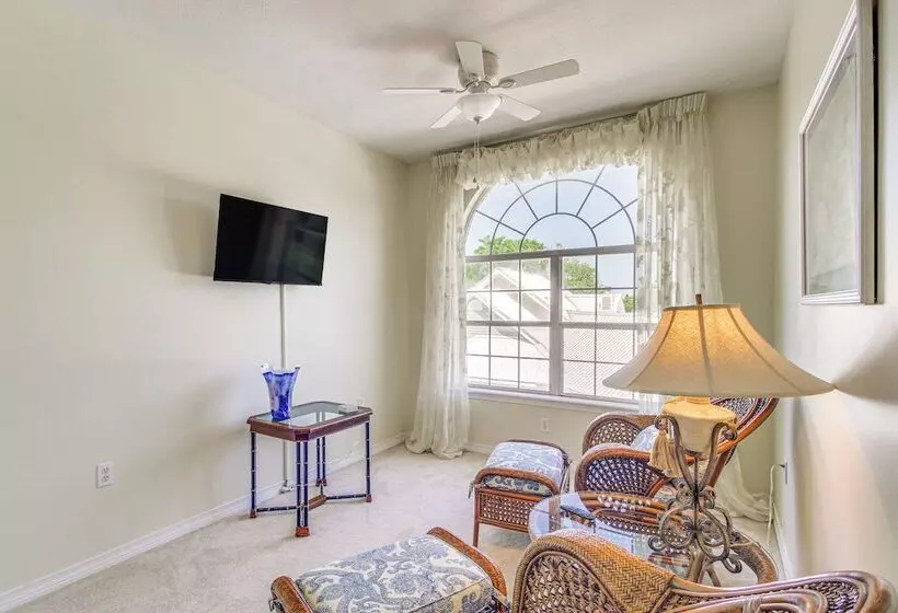 Spacious Bay St Louis Home   1/2 Mi To Old Town!