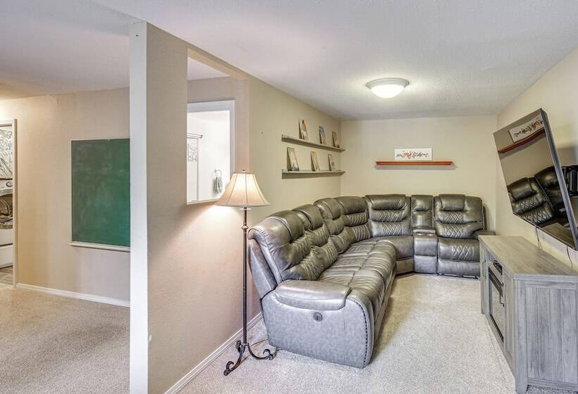 Spacious Eagle River Escape W/ Hot Tub + Views!