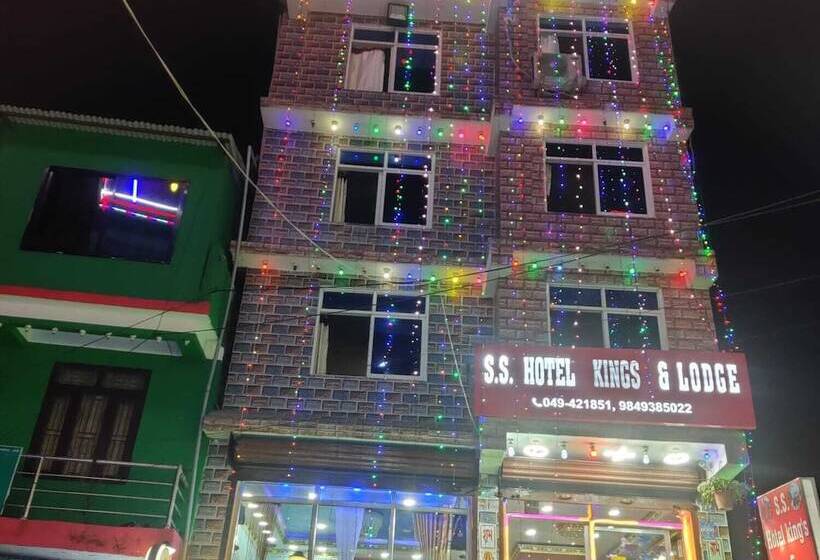 Ss Hotel Kings & Lodge Charikot Dolakha
