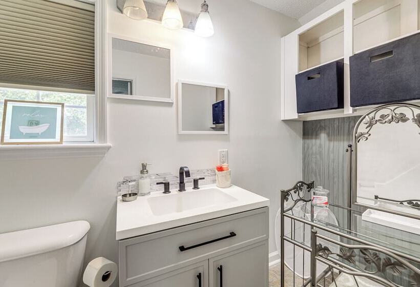 Stella Home W/ River View: 10 Mi To Hammocks Beach