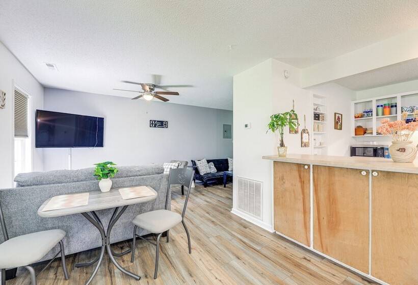 Stella Home W/ River View: 10 Mi To Hammocks Beach