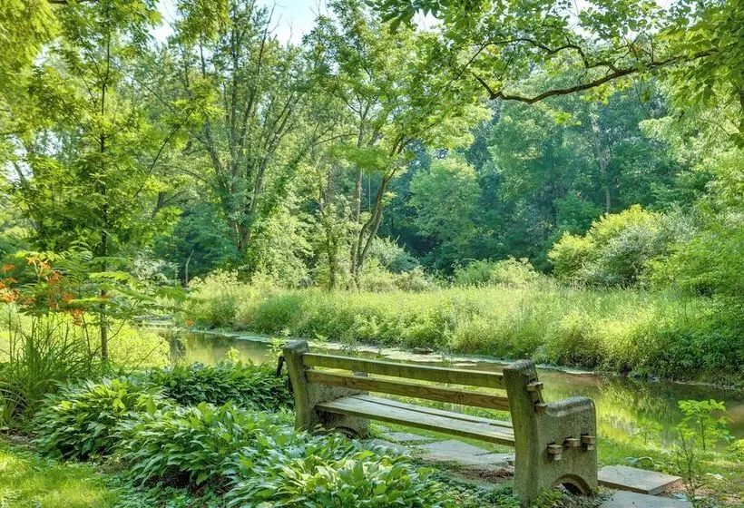 Updated Annville Retreat ~ 10 Mi To Hersheypark!