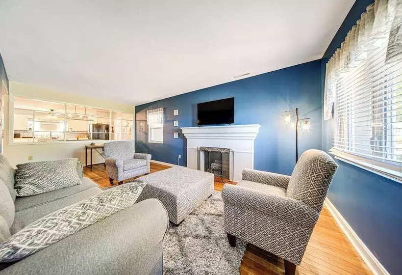 Lake Erie Escape: Family Friendly Home W/ Patio