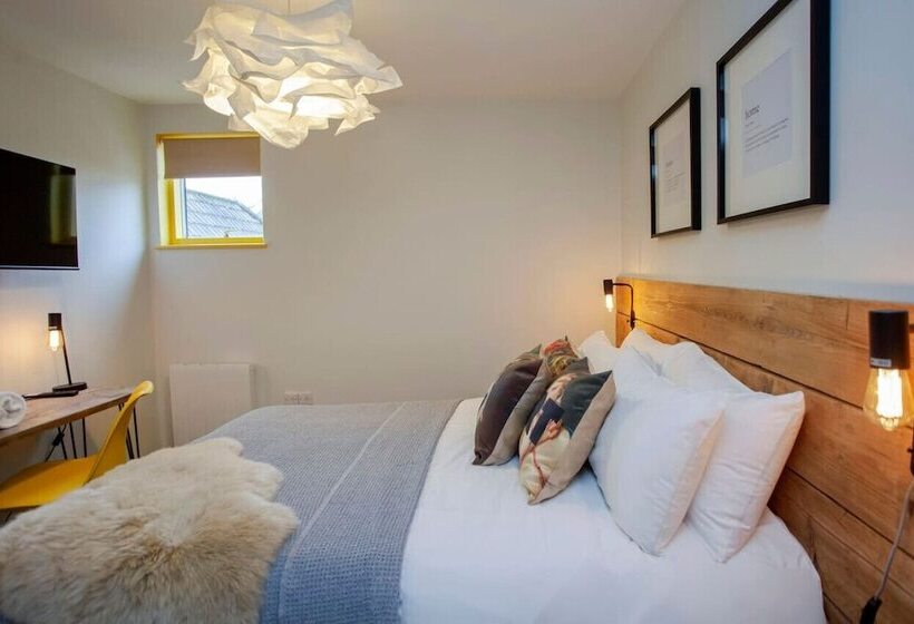 Higgihaus Cabot Mews Apart