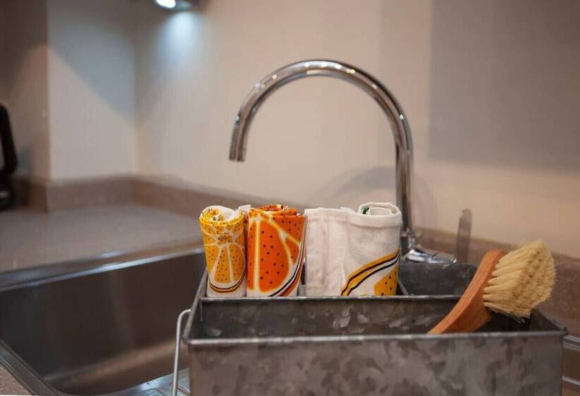 Higgihaus Cabot Mews Apart