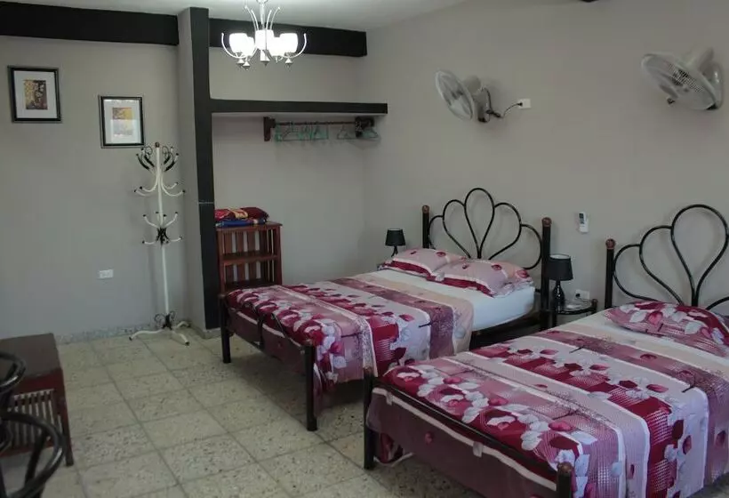 Hostal Paradiso