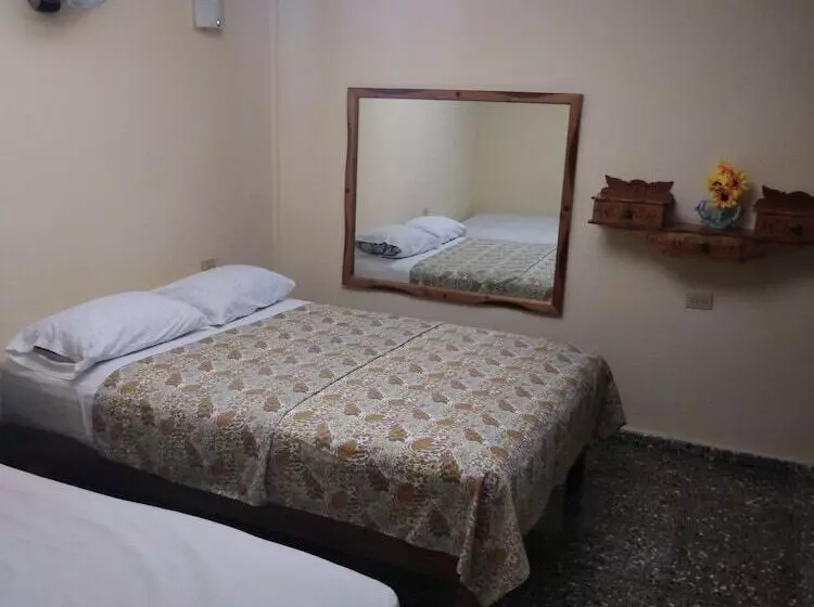 Hostal Paradiso