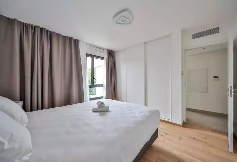 Hotelli Blue Night International 69