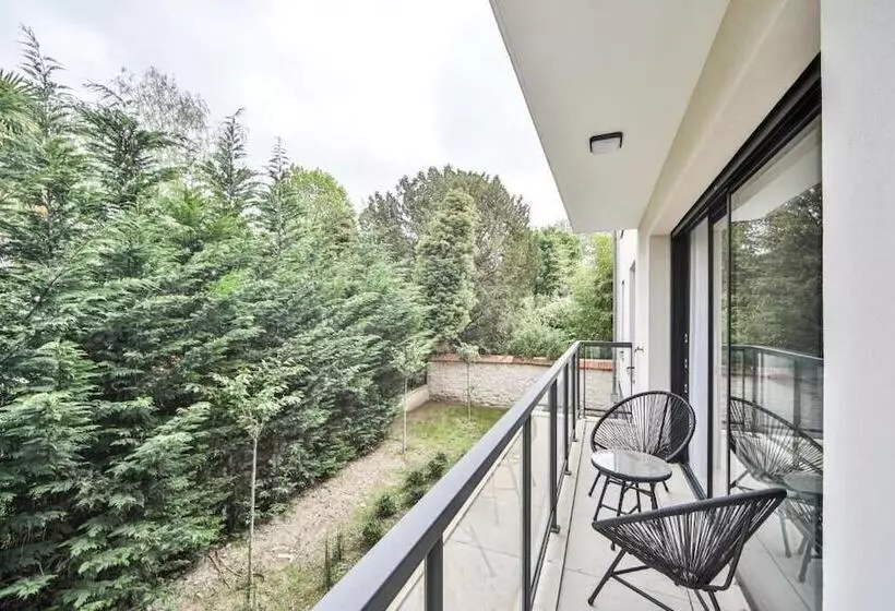 Hotelli Blue Night International 69