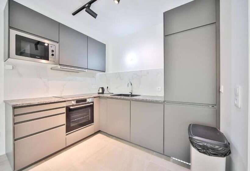 فندق Blue Night International 69