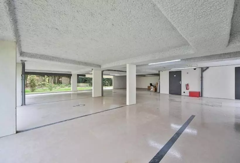 Hotelli Blue Night International 69