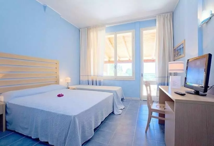 Hotelli Cala Della Torre