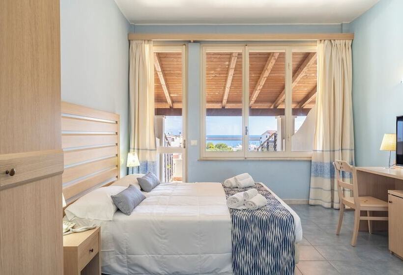 Otel Cala Della Torre