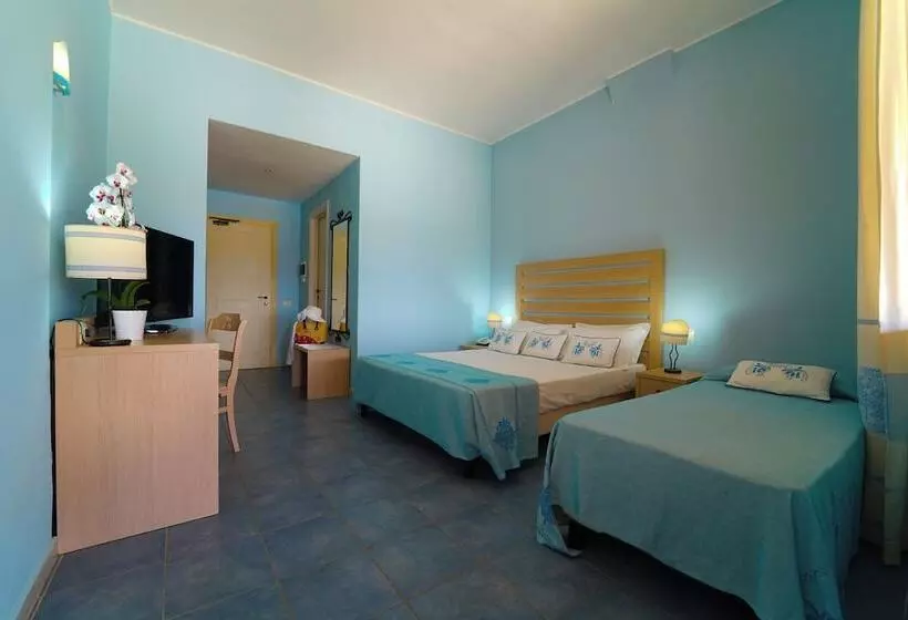 Hotelli Cala Della Torre