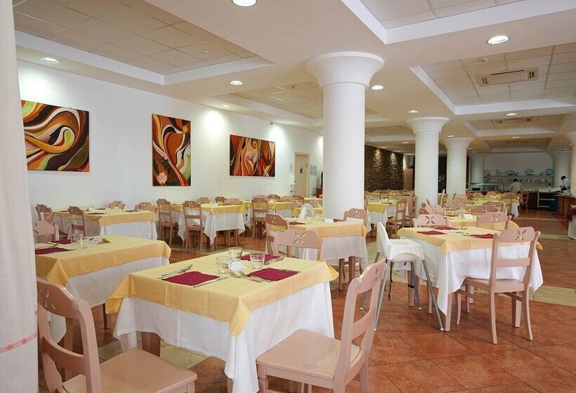 Otel Cala Della Torre