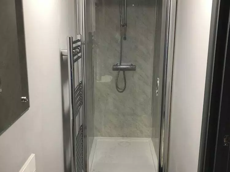 ホテル Gate Lodge   Private En Suite Rooms