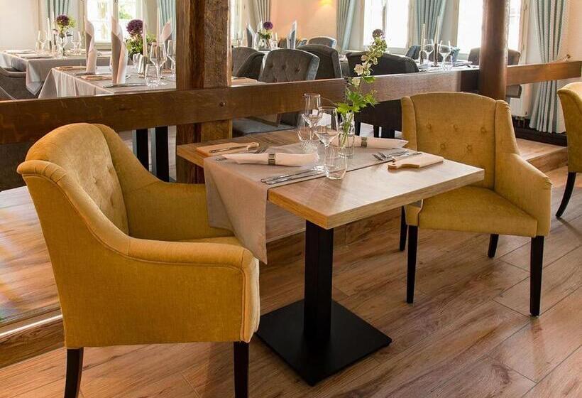 בית מלון כפרי Zum Löwen Herborn