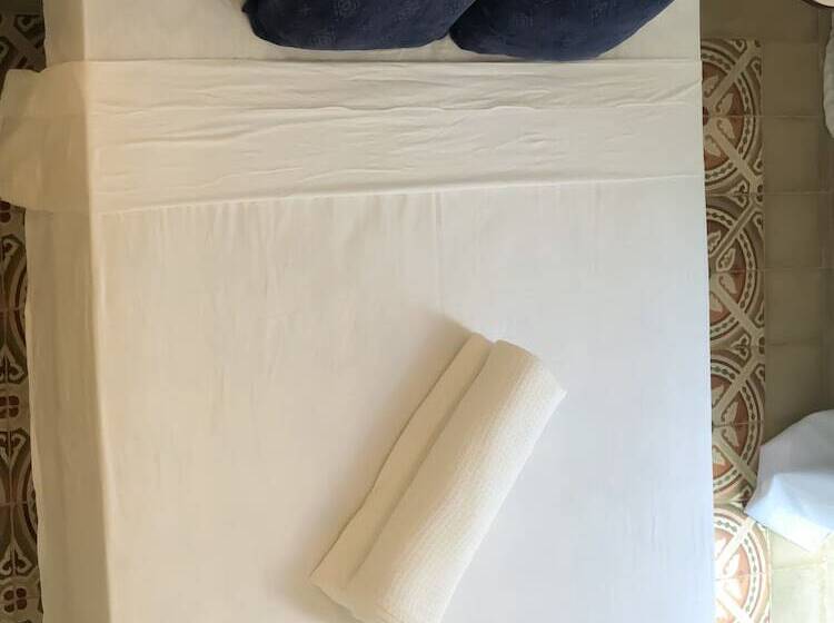 پانسیون Blancblue 1924