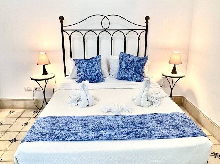 پانسیون Blancblue 1924