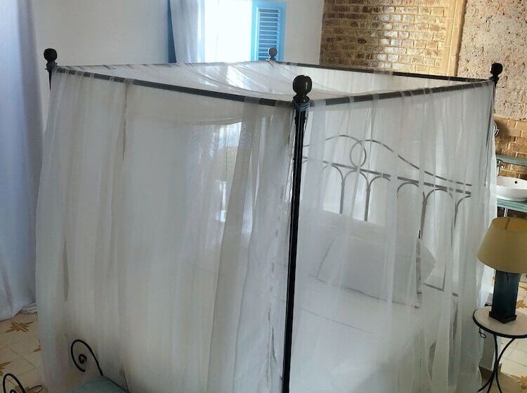 پانسیون Blancblue 1924