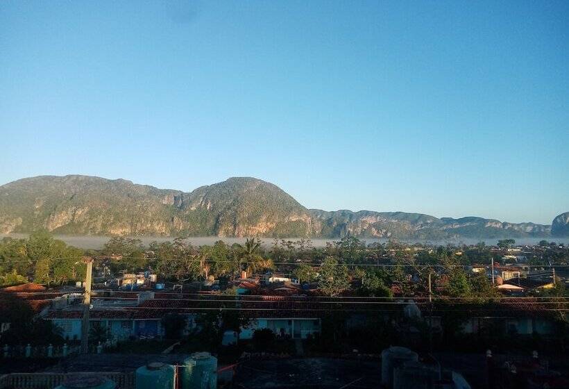 پانسیون Casa Carlos Valido