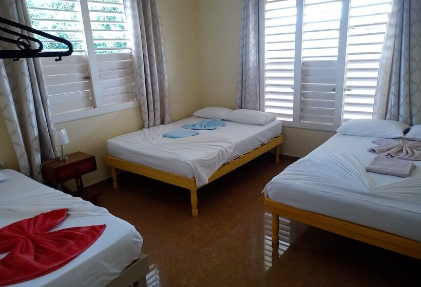 پانسیون Casa Carlos Valido