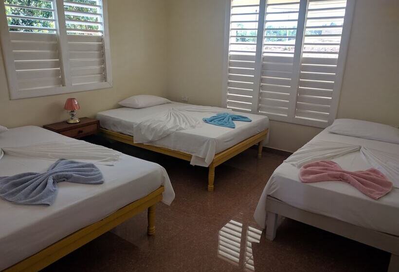 پانسیون Casa Carlos Valido