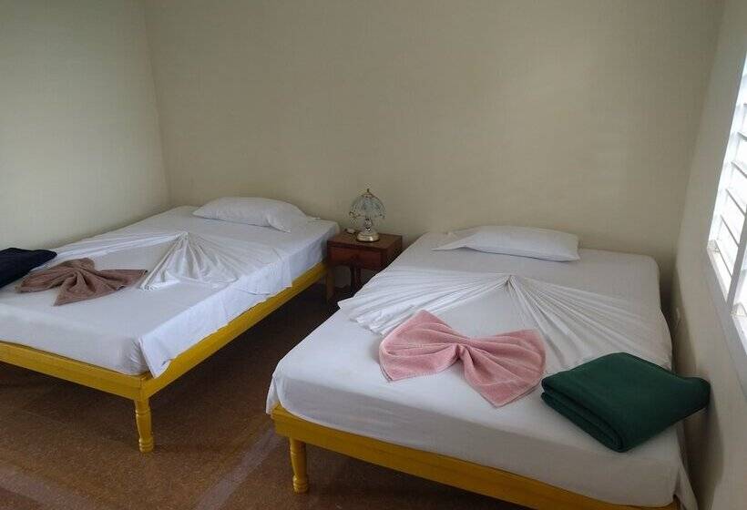 پانسیون Casa Carlos Valido