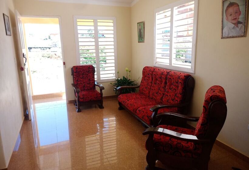 پانسیون Casa Carlos Valido