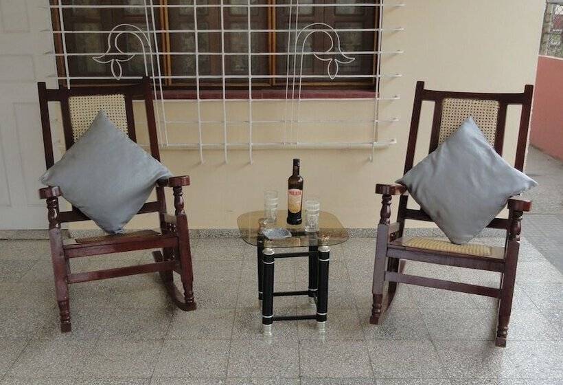 پانسیون Casa Hostal Bella Lago