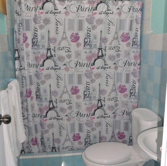 پانسیون Casa Hostal Bella Lago