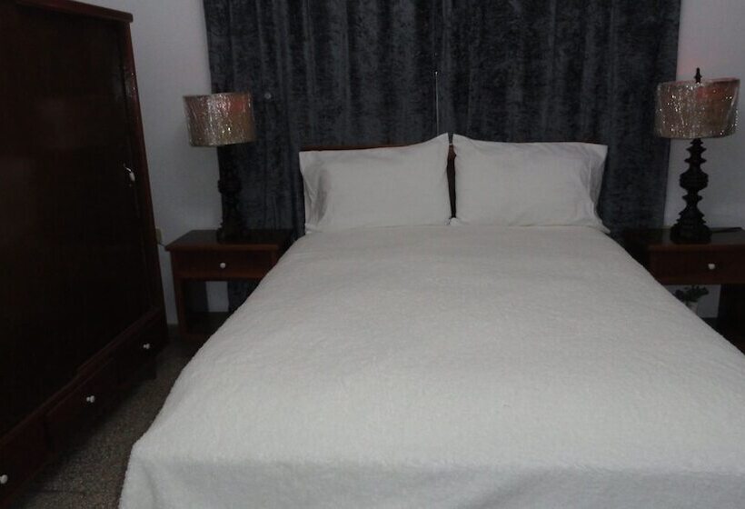 پانسیون Casa Hostal Bella Lago