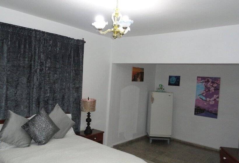 پانسیون Casa Hostal Bella Lago