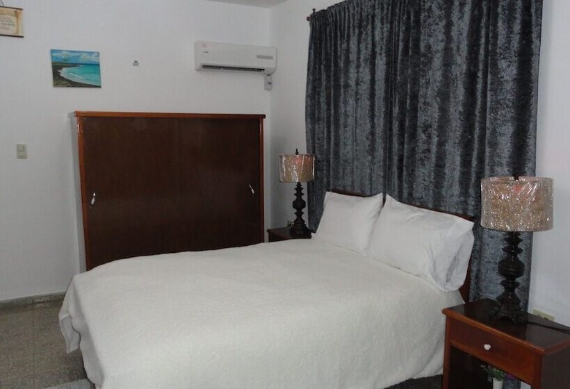 پانسیون Casa Hostal Bella Lago