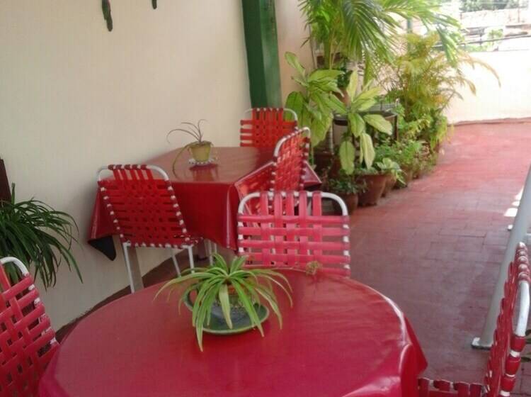 پانسیون Hostal Carmencita, Carmen Gonzalez Fonseca