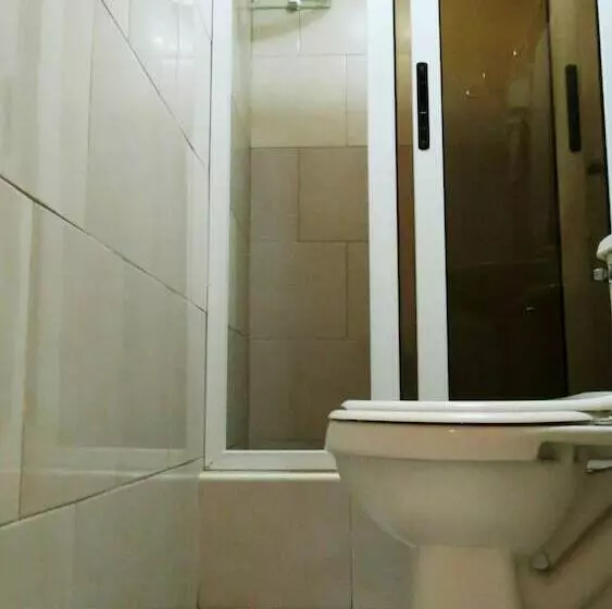 ペンション Hostal Chez Vous