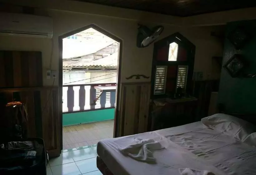ペンション Hostal Casa Nilson  Baracoa