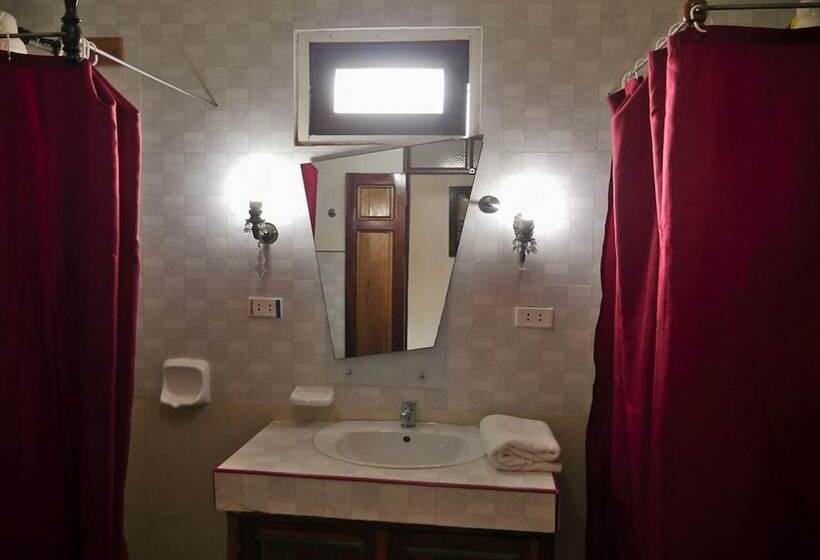 پانسیون Hostal Casa Nilson Baracoa