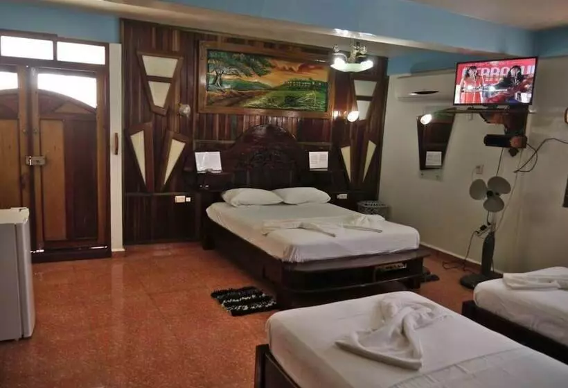 ペンション Hostal Casa Nilson  Baracoa